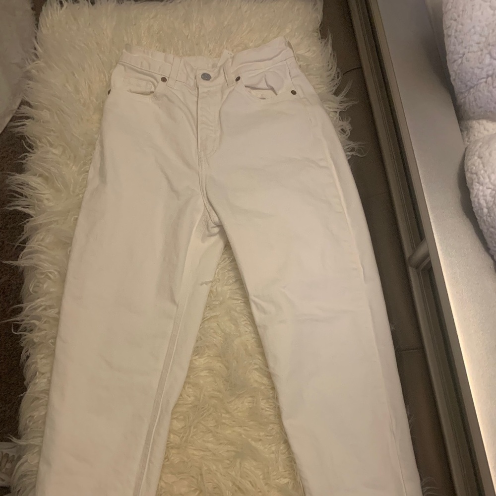 White Boyfriend Jeans